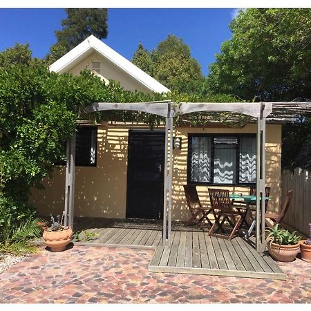 Garden Cottage In Ambiente Guest House Knysna Ngoại thất bức ảnh